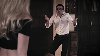 Fuck yeah stepsister grind like that it's perfect