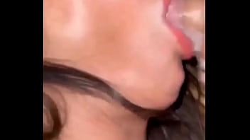 Meu maior prazer é tomar leitada de macho gosto de muita porra