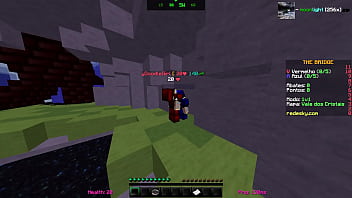 Comendo bem gostosinho minha prima no jogo quadrado