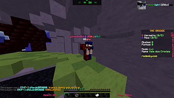 Comendo bem gostosinho minha prima no jogo quadrado