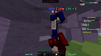 Comendo bem gostosinho minha prima no jogo quadrado