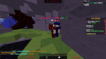 Comendo bem gostosinho minha prima no jogo quadrado