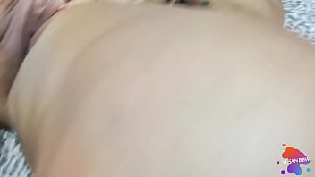 Novinho gostoso veio me visitar levou uma surra de buceta e foi embora feliz