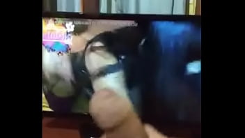 Eminem294199 Brinda Tributo Con Leche A Cataleya thumbnail