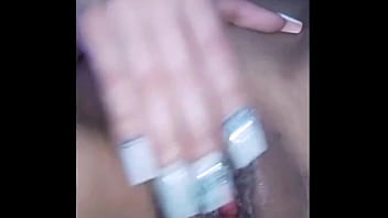 Mira la luna esto ya lo hiciste muchas veces y susurrando sigo pensando en tus abrazos Mira la luna esto ya lo hiciste muchas veces y susurrando sigo pensando en tus abrazos