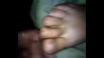 Leche en pies de mi mujer d 9