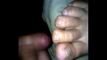 Leche en pies de mi mujer d 9