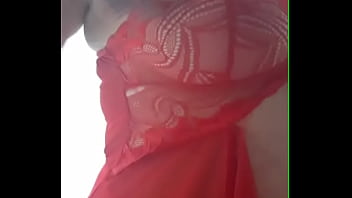 Sogra se exibindo como uma puta em lingerie transparente