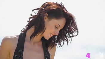 Sexy babe revealed hot body after hot striptease