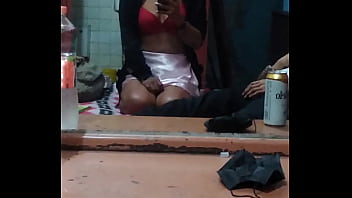 Quien será esta chica sexy