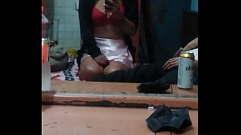 Quien será esta chica sexy