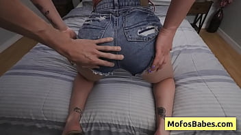 Lovely blondie teenager gives amazing wet blowjob