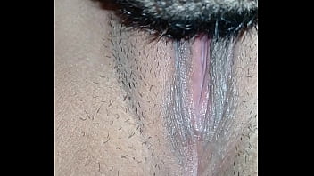Ella tuvo un orgasmo increíble después de mucho sexo oral Ella tuvo un orgasmo increíble después de mucho sexo oral