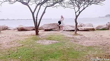 Showing off on the street having sex with strangers โชว์เซ็กส์กับคนแปลกหน้าบนถนน