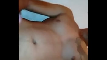 Punheta Do Novinho No Banheiro thumbnail