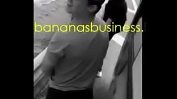 Mc Biel Mostrando O Pênis thumbnail