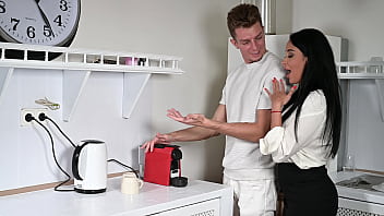 Sex crazed cougar anissa kate gets all holes fucked by youthful stud gp3314