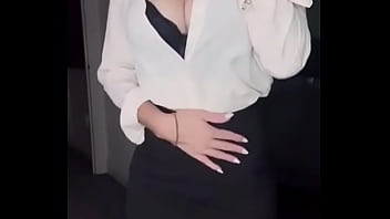 Would you hire me if i interviewed dressed like this