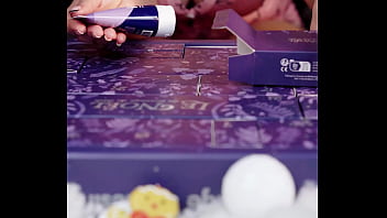 Calendrier de l'avent coquin viens ouvrir un cadeau avec moi chaque jour