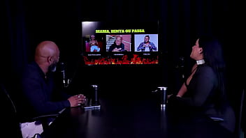 Começou com massoterapeuta cobra $ por hora e em quem ela mama senta ou passa pri melancia watch sheer red