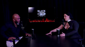 Começou com massoterapeuta cobra $ por hora e em quem ela mama senta ou passa pri melancia watch sheer red