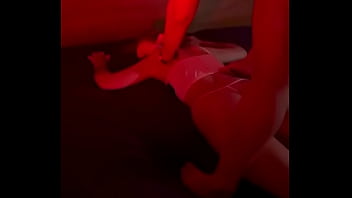 Virgem gozou sem piroca com massagem sexual