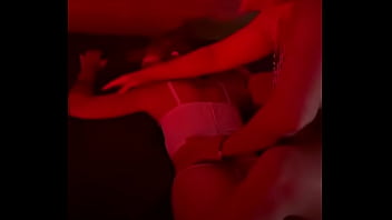 Virgem gozou sem piroca com massagem sexual