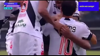 Pauzudo gozando em bahiana ate ela gemer e falar pra ele arrombar ela todinha Pauzudo gozando em bahiana ate ela gemer e falar pra ele arrombar ela todinha