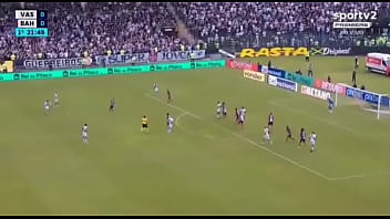 Pauzudo gozando em bahiana ate ela gemer e falar pra ele arrombar ela todinha Pauzudo gozando em bahiana ate ela gemer e falar pra ele arrombar ela todinha