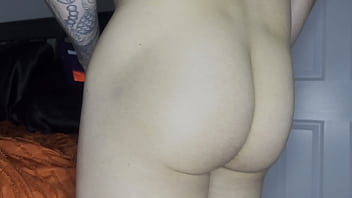 Straight guy bubble butt test