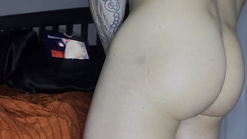 Straight guy bubble butt test