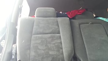 Her has no ideas she like to fuck 100% amateur