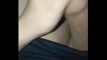 Homem branquinho do rj com a pica rosa cabeçuda da zona norte