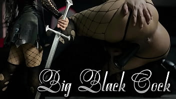 Chica gotica no resiste las ganas de montar una enorme polla astarioth