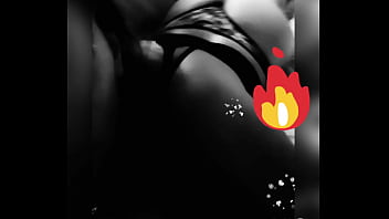 Esta colita quiré una pija