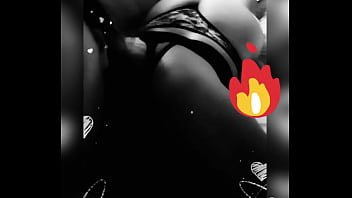 Esta colita quiré una pija