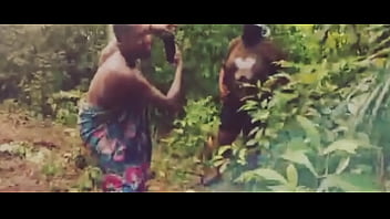 Good village camera man who bangs vacation girl in the bush during the merry christmas