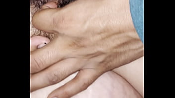 Vagina sucia pero a si se la meto a mi vecina en su cuarto