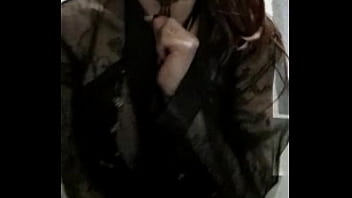 Je me suis enfin fait défoncé la chatte par ce gentil voisin le pari a été