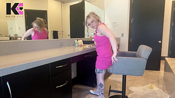 Love potion #9 possessing hot stepsisters body