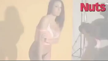 Busty model lucy pinder shows off her insane cleavage for a photoshoot