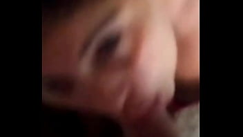 Entramos em uma casa abandonada e transamos muito