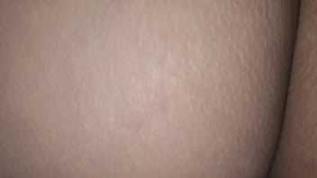 Mira que culo más rico y como monta esta zorra