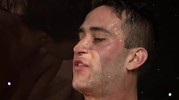 Holly wellin is a stupid dp device