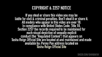 Blonde tasha reign slides her glass dildo in her cunt & tight booty hole