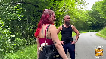 Trixy rouquine sulfureuse toujours en manque de bites