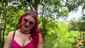 Trixy rouquine sulfureuse toujours en manque de bites