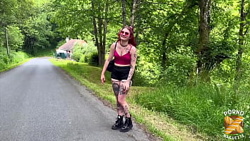 Trixy rouquine sulfureuse toujours en manque de bites