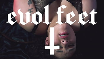 Bbw lesbian foot worship vibrator orgasm and nipple clamps