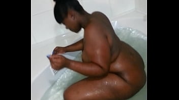 Ass Shaking thumbnail